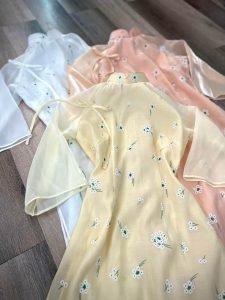 Những kiểu áo dài tay lỡ đẹp đang được ưa chuộng 11 Kiểu áo dài tay lỡ