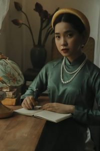 Áo dài Việt Nam cổ lụa tơ tằm