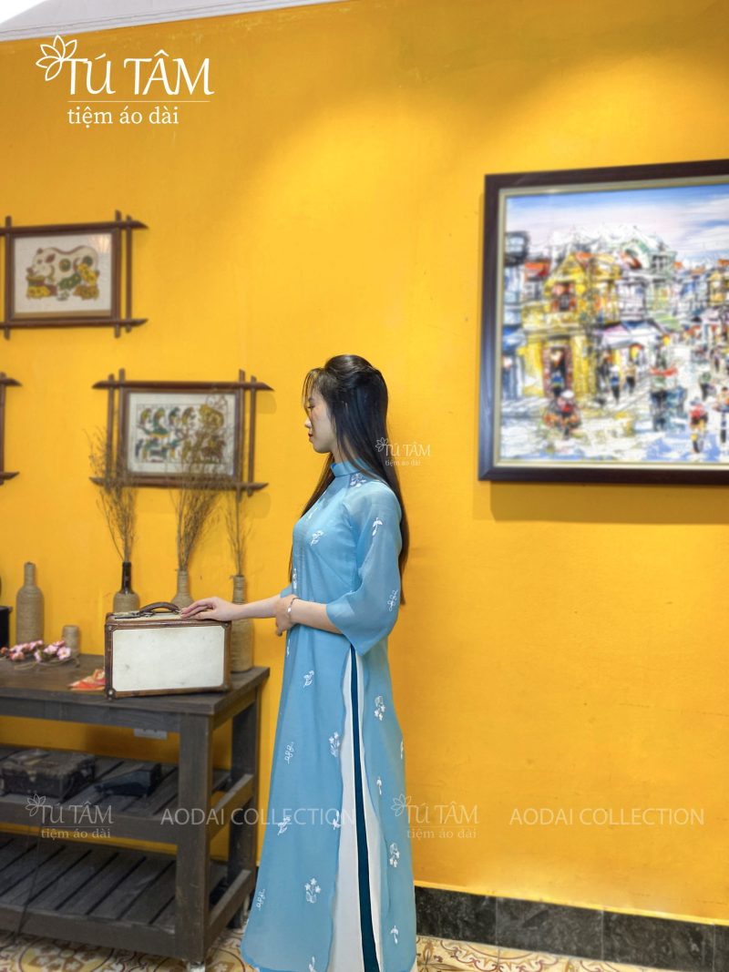 ao-dai-cach-tan-dep-o-Ha-Noi