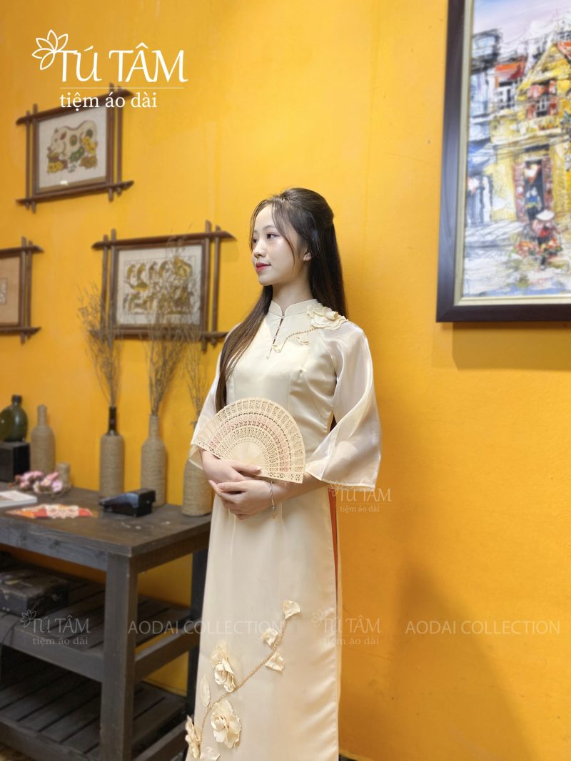 kieu-ao-dai-cach-tan